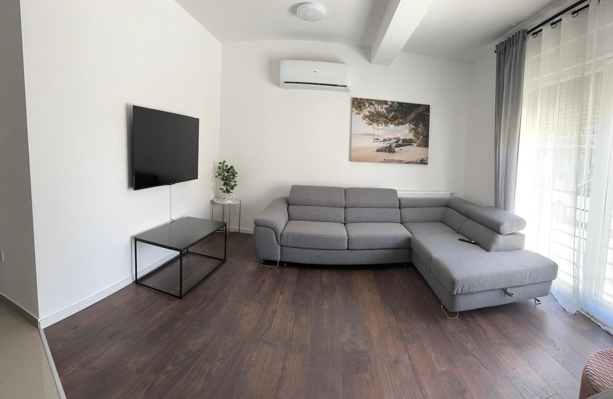 Holiday Apartments Ivano & Leo - Private Parking ซาดาร์ ภายนอก รูปภาพ