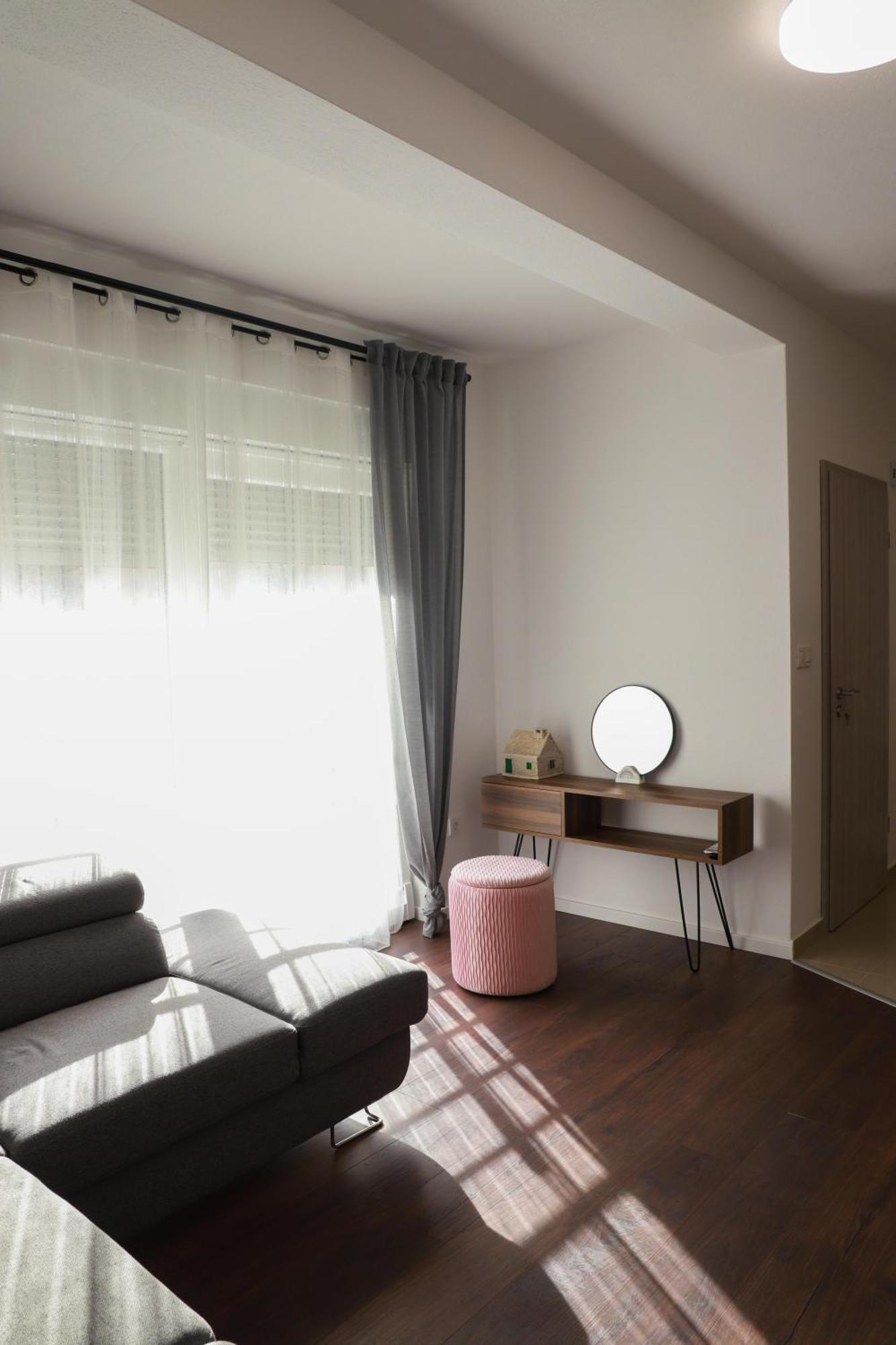Holiday Apartments Ivano & Leo - Private Parking ซาดาร์ ภายนอก รูปภาพ