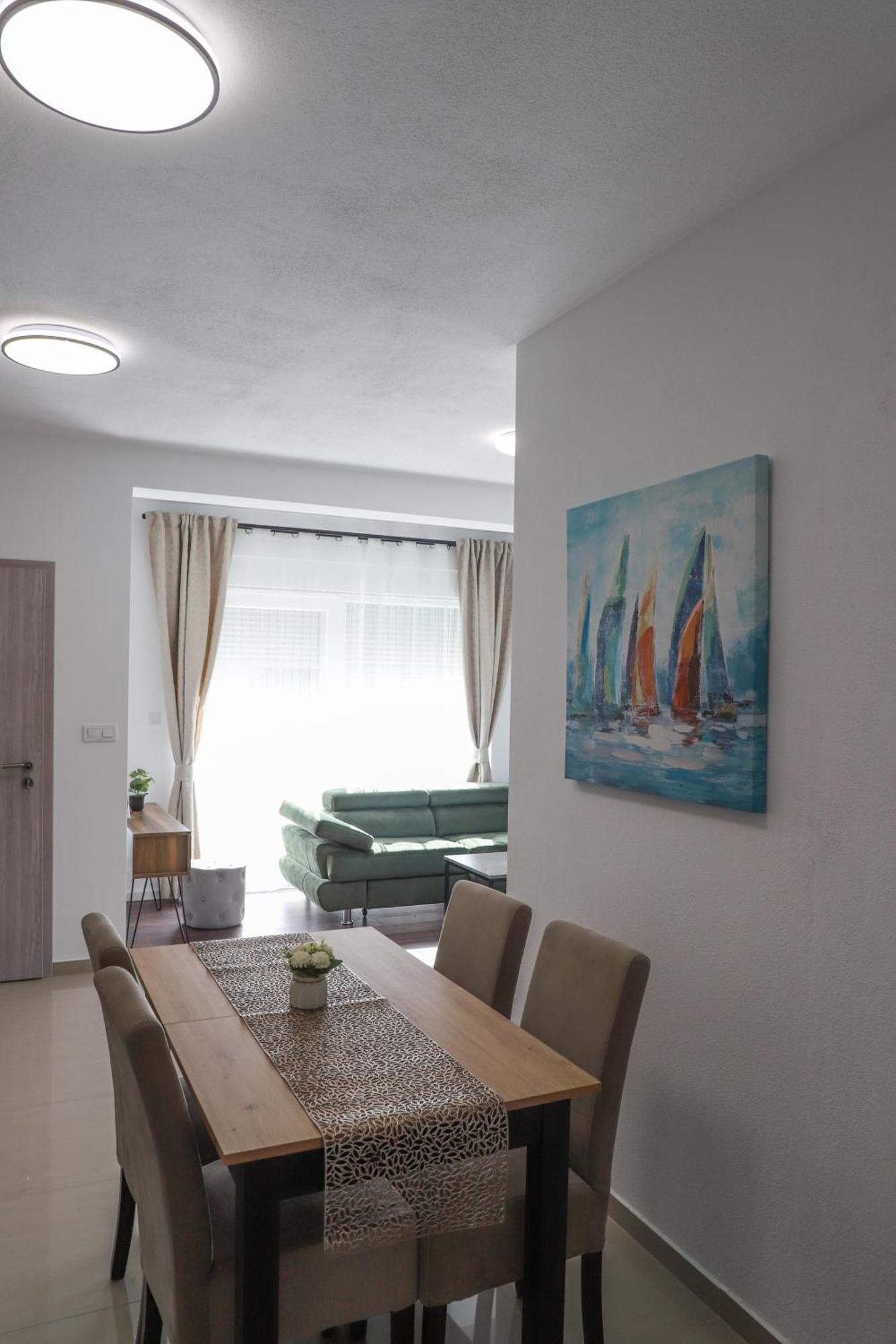 Holiday Apartments Ivano & Leo - Private Parking ซาดาร์ ภายนอก รูปภาพ