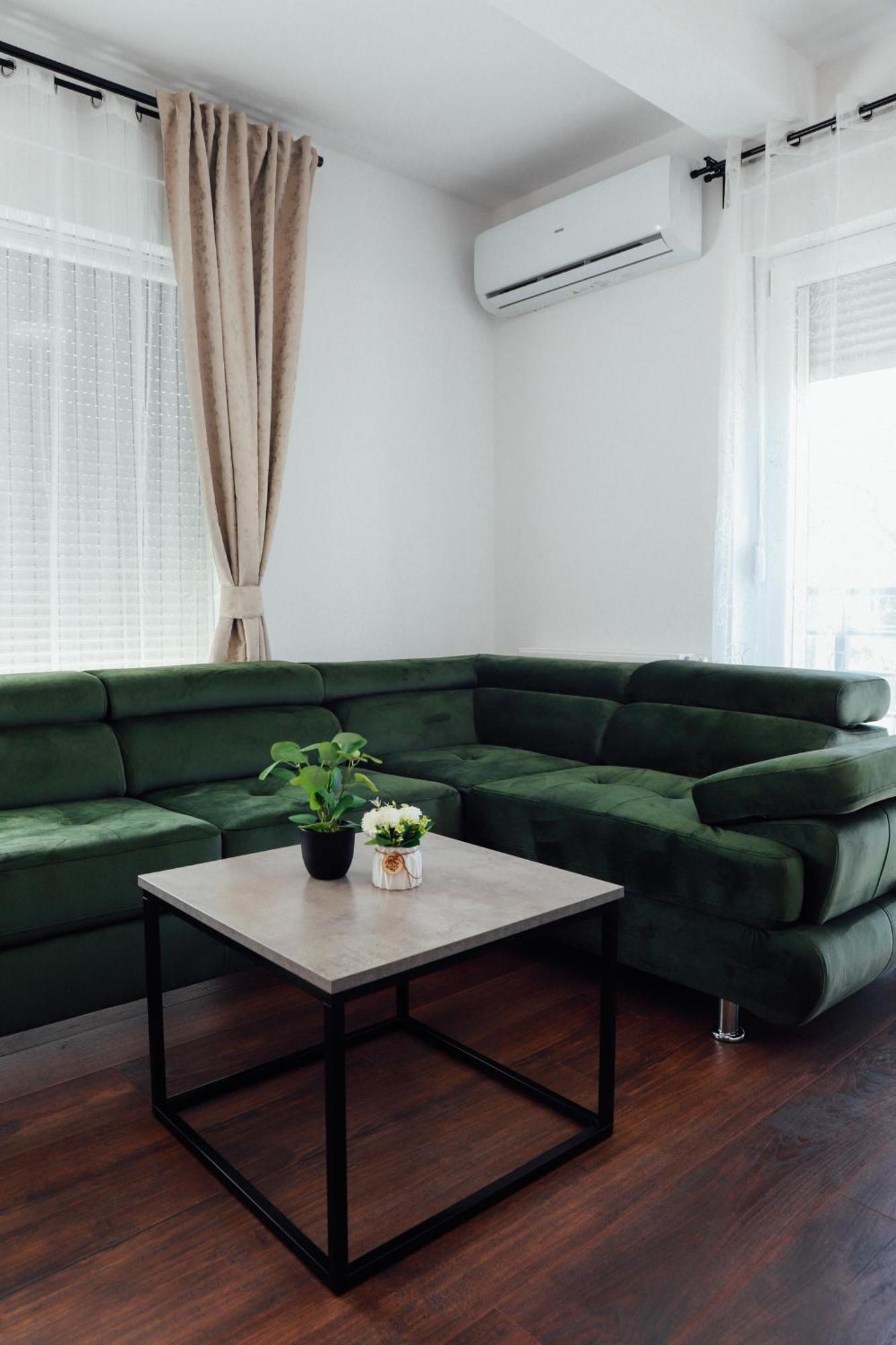 Holiday Apartments Ivano & Leo - Private Parking ซาดาร์ ภายนอก รูปภาพ