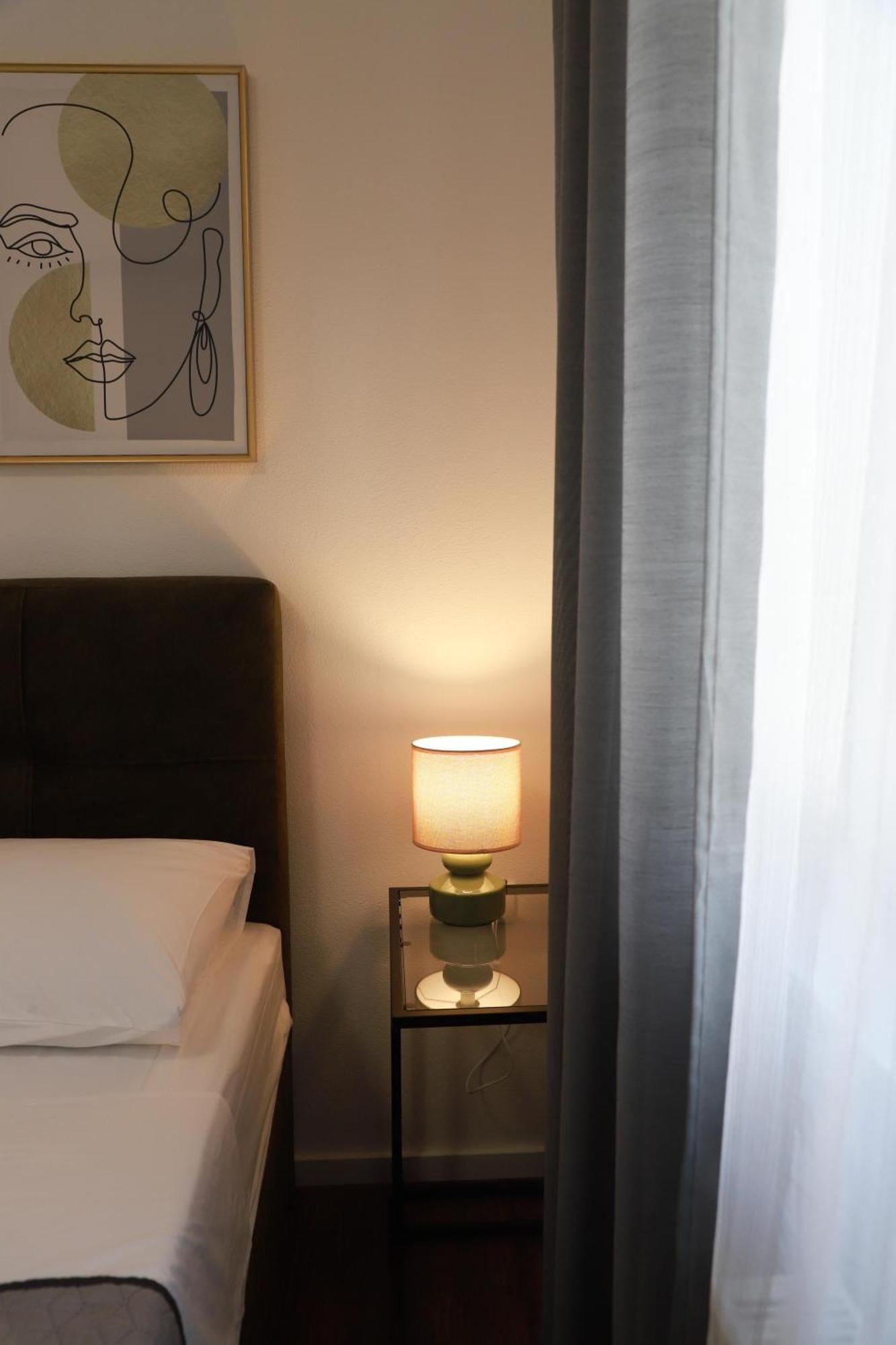 Holiday Apartments Ivano & Leo - Private Parking ซาดาร์ ภายนอก รูปภาพ